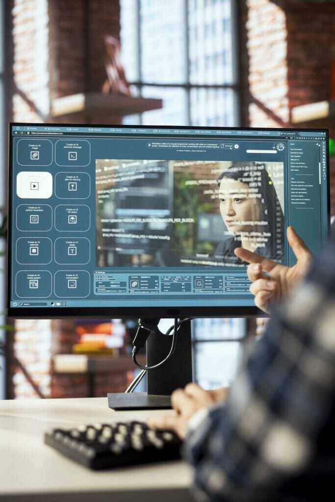 setup dual monitors Windows 11