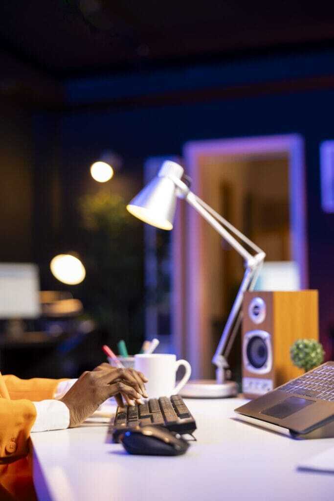 Freelancer Secrets: Proven Tips to Win More Jobs on Freelancer.com in 2025 69 freelancer-home-laptop-keyboard